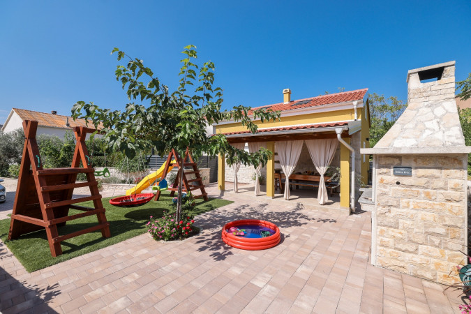 Exterior, Hidden Oasis  Vir