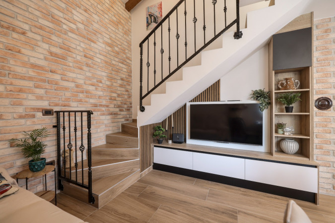 Interior, Hidden Oasis  Vir